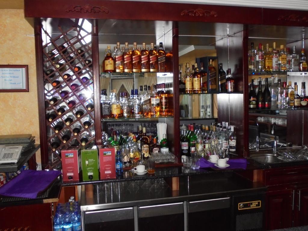 Aphrodite International Hotel Addis Abeba Exterior foto
